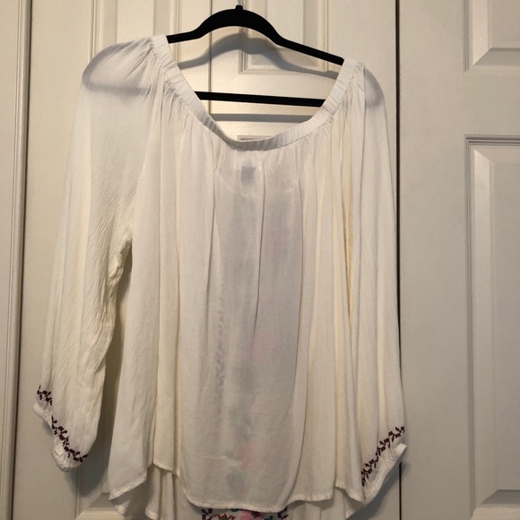 Floral Off the Shoulder Boho Top - Picture 2 of 7